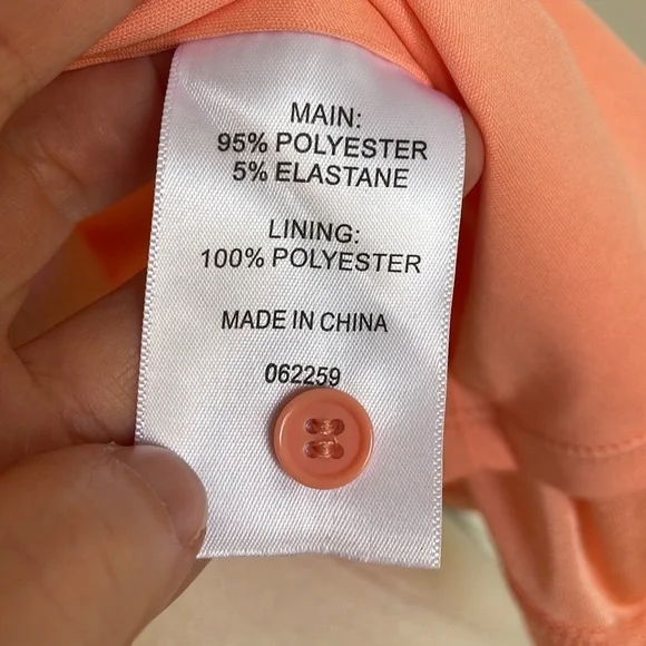 SPORTSGIRL Sz S metallic peach cropped button up short sleeved top - Picture 11 of 12